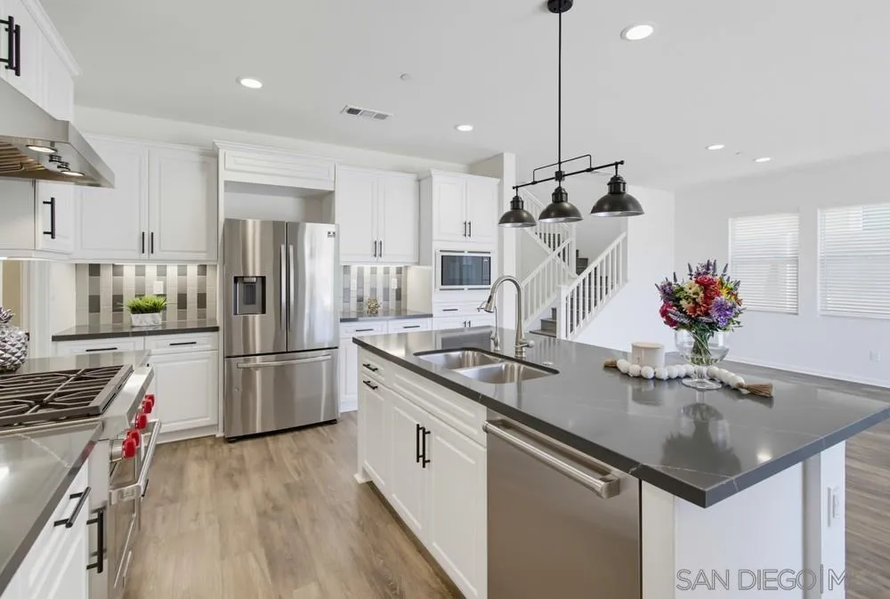 1013 Crestline Road San Marcos, CA 92069 - Photo 15 of 58