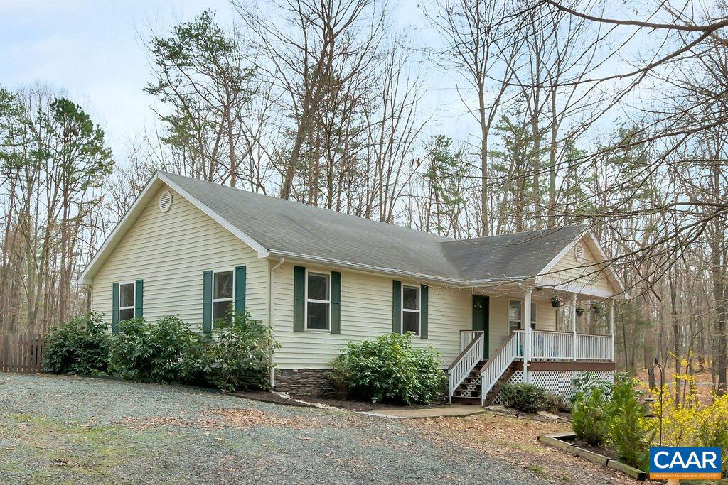 1118 Loving Road Zion Crossroads, VA 22942 - Photo 3 of 33