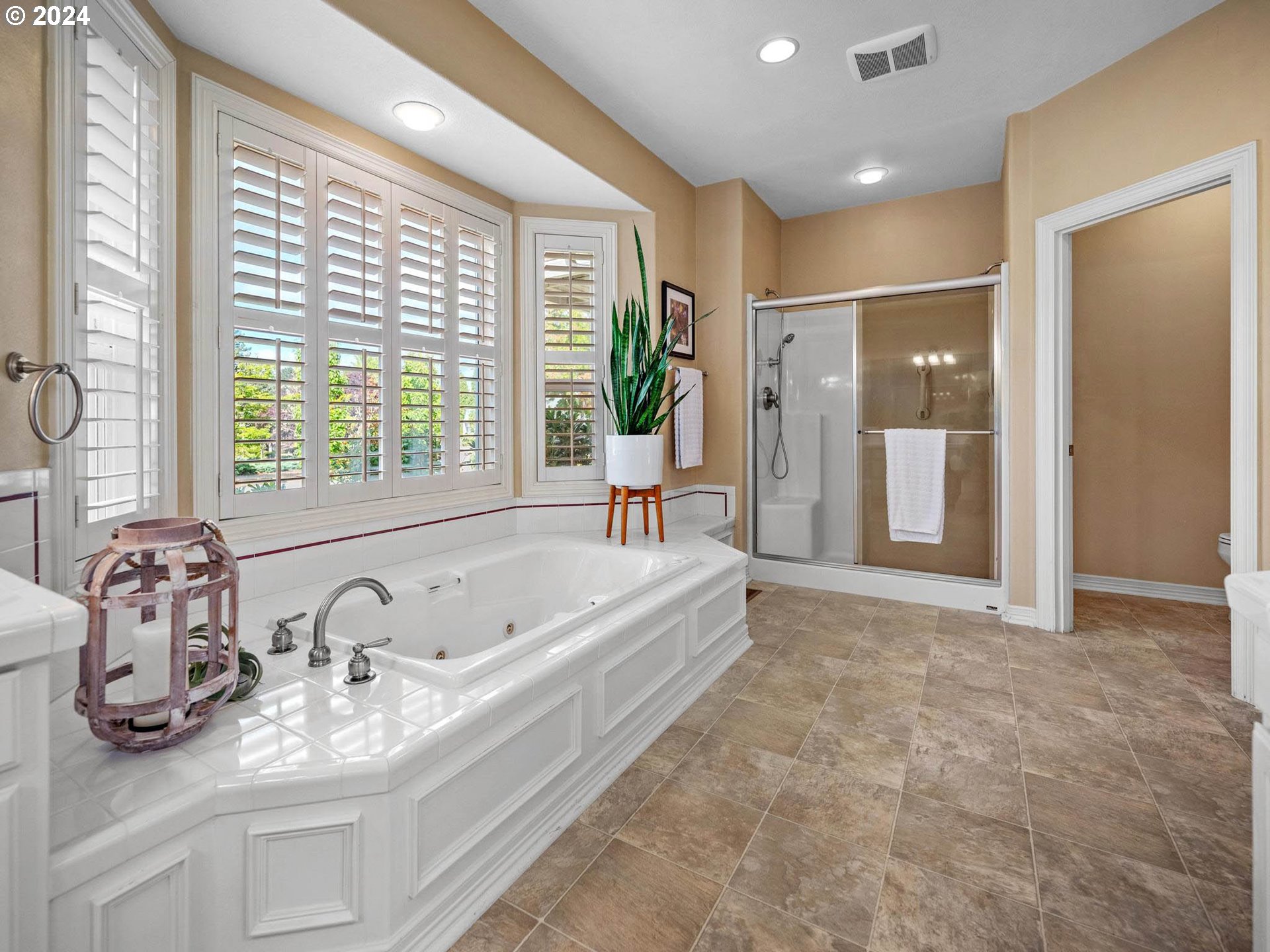 3340 Northeast Jackson Rd Loop Hillsboro, OR 97124 - Photo 23 of 48 Bathroom, Attached