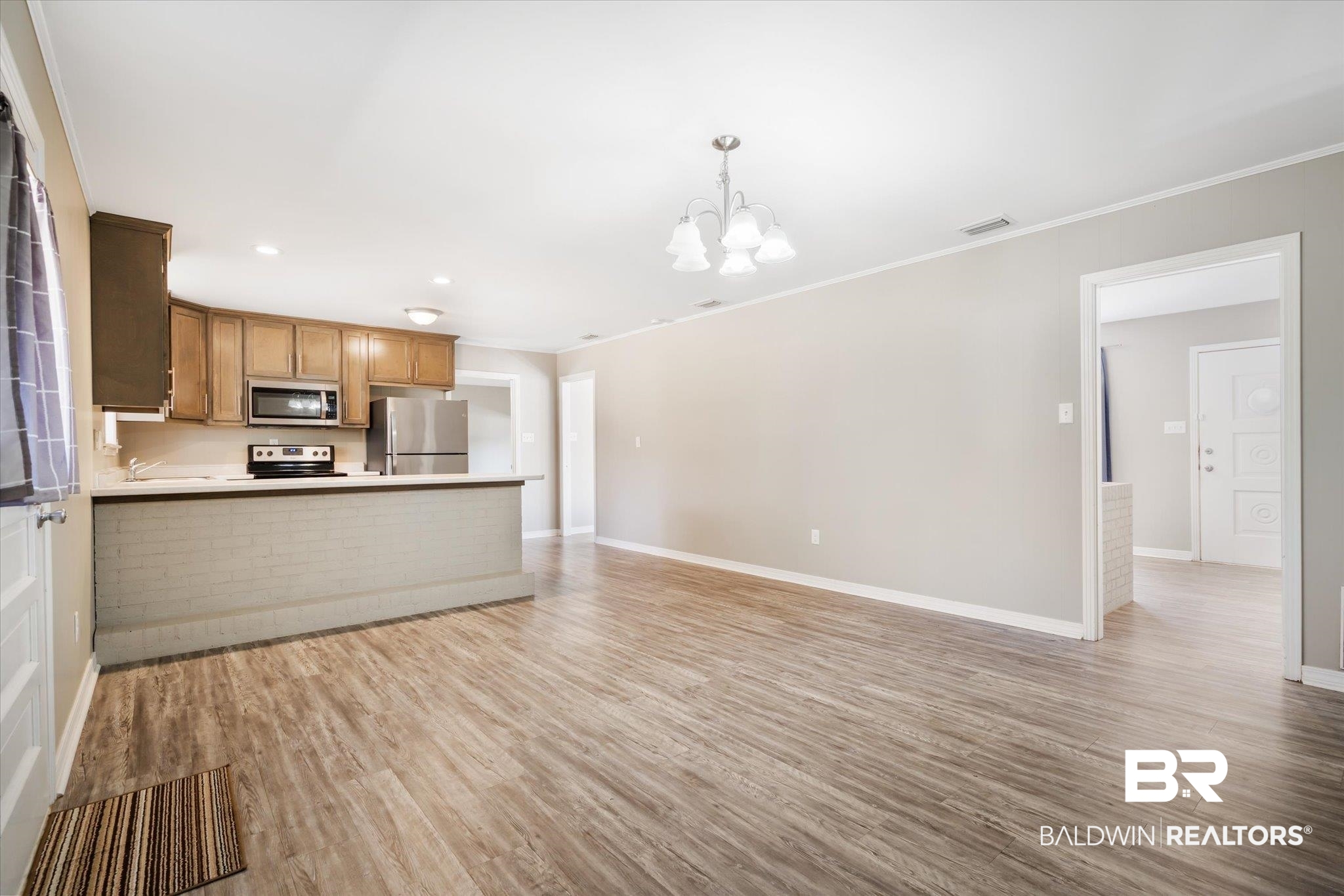 7070 South Laverne Drive Mobile, AL 36618 - Photo 8 of 20