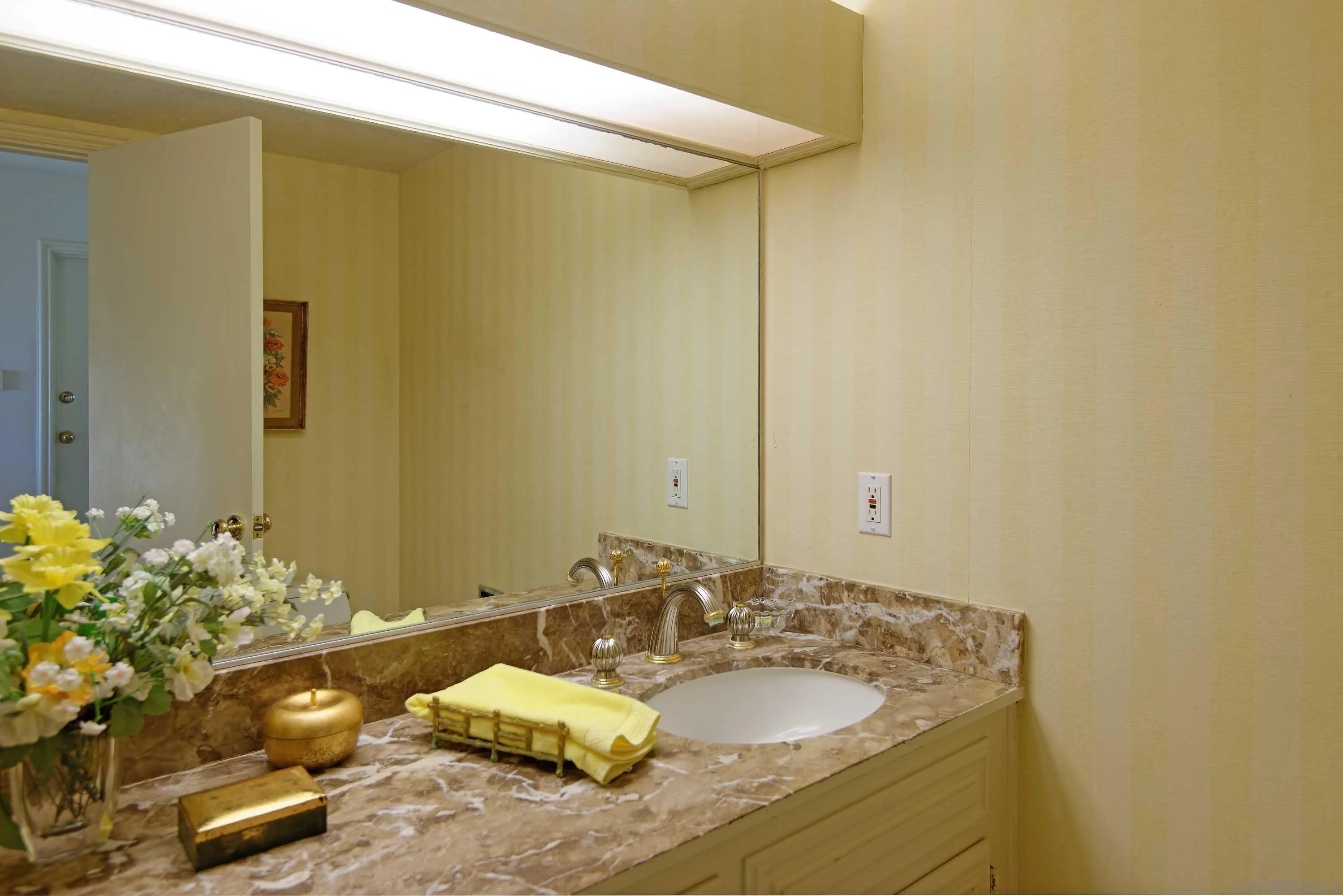 7433 Fairway Road La Jolla, CA 92037 - Photo 11 of 25 Gallery Image 11