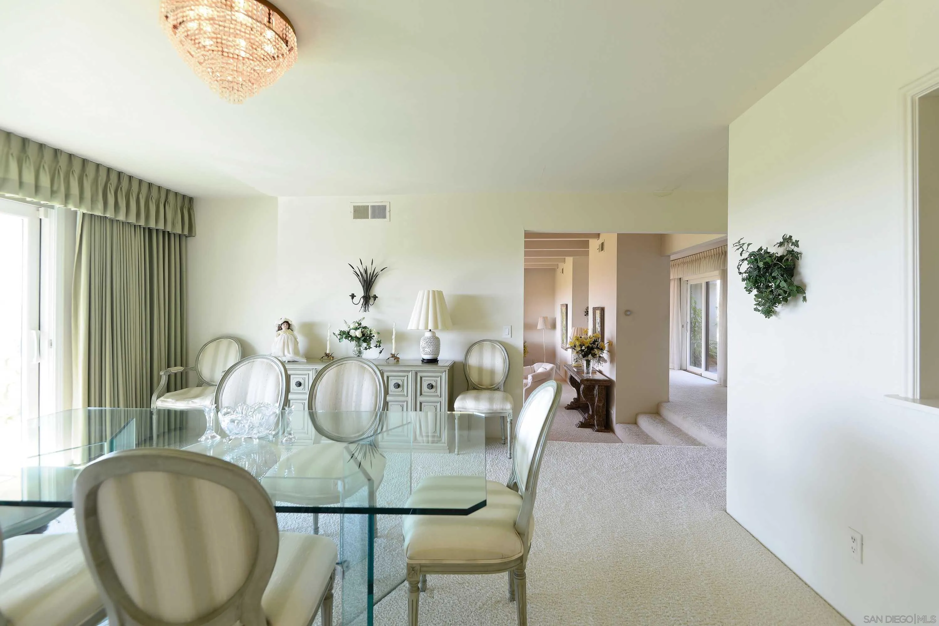 7433 Fairway Road La Jolla, CA 92037 - Photo 7 of 25 Gallery Image 7