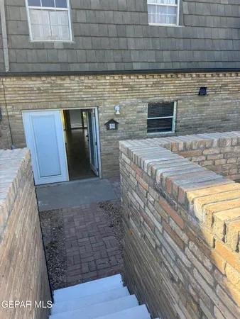 a view of entryway