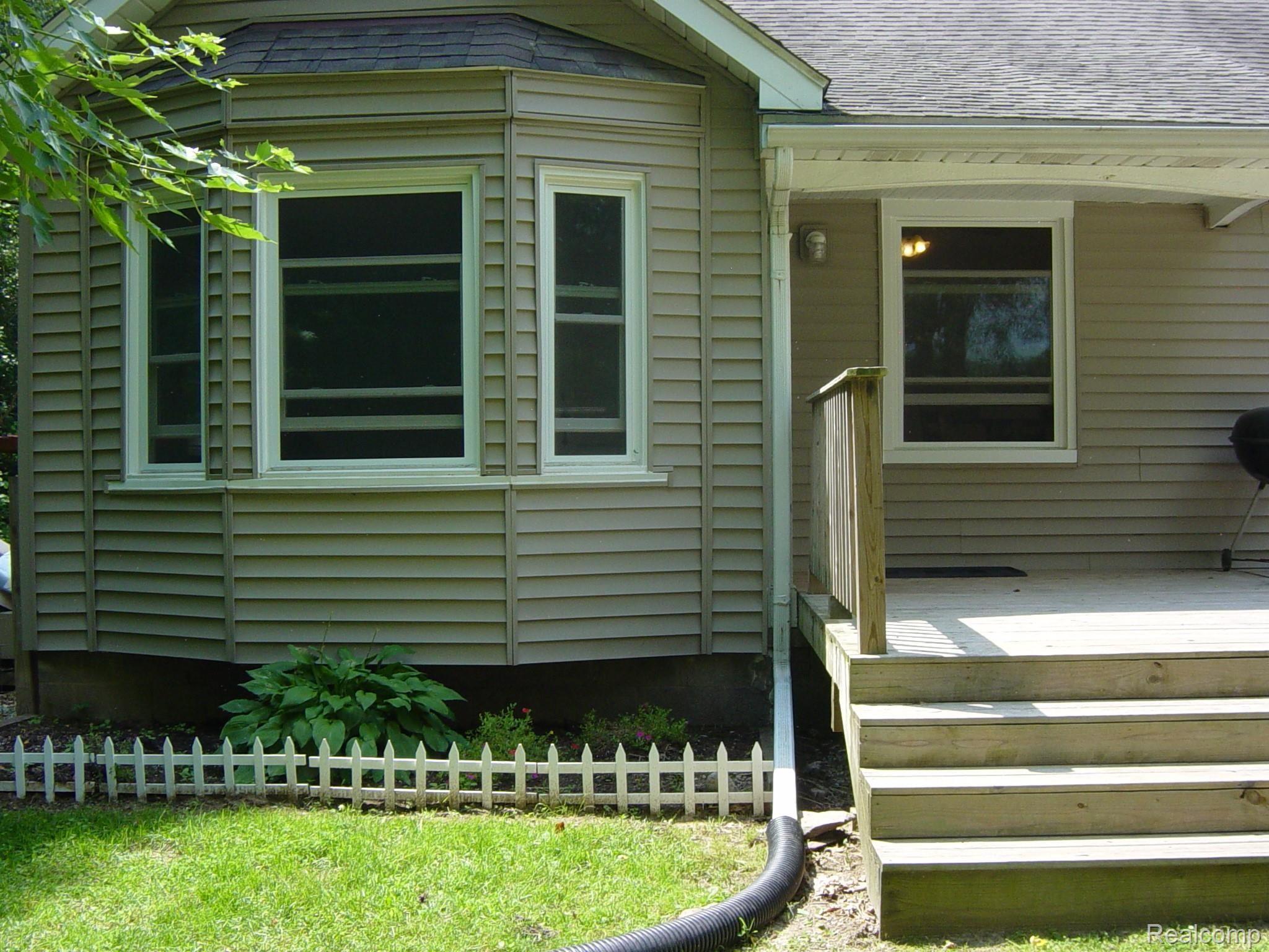 11241 Bohm Road Byron, MI 48418 - Photo 37 of 43 DSC00105.JPG