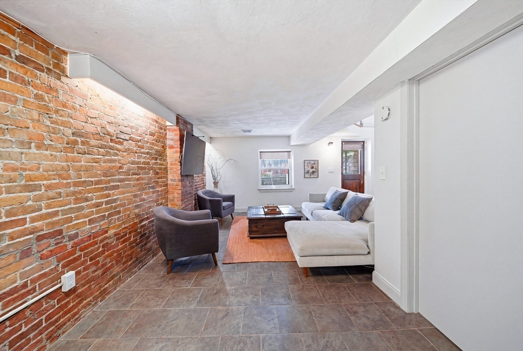 30 Beacon Street, Unit 1 Chelsea, MA 02150 - Photo 22 of 39