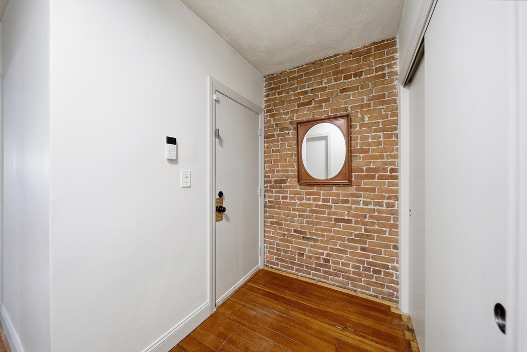 30 Beacon Street, Unit 1 Chelsea, MA 02150 - Photo 26 of 39