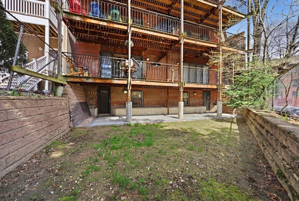 30 Beacon Street, Unit 1 Chelsea, MA 02150 - Photo 29 of 39