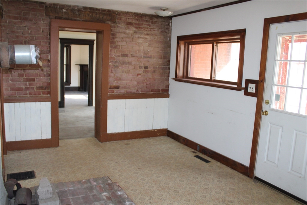 514 Turners Falls Road Montague, MA 01351 - Photo 8 of 28 Gallery Image 8