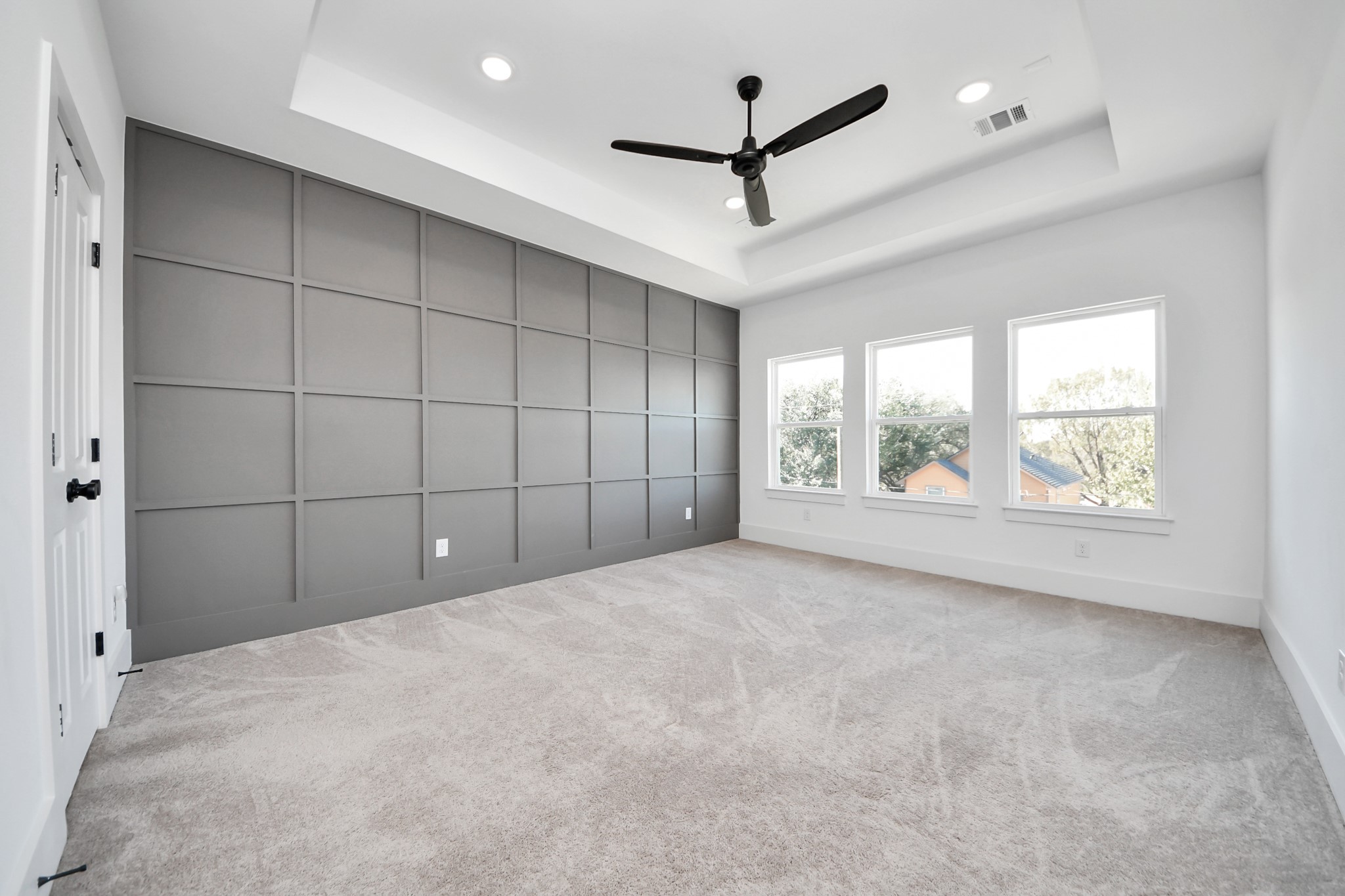 4806 Cochran Street Houston, TX 77009 - Photo 25 of 43 a view of a livingroom with a ceiling fan and window
