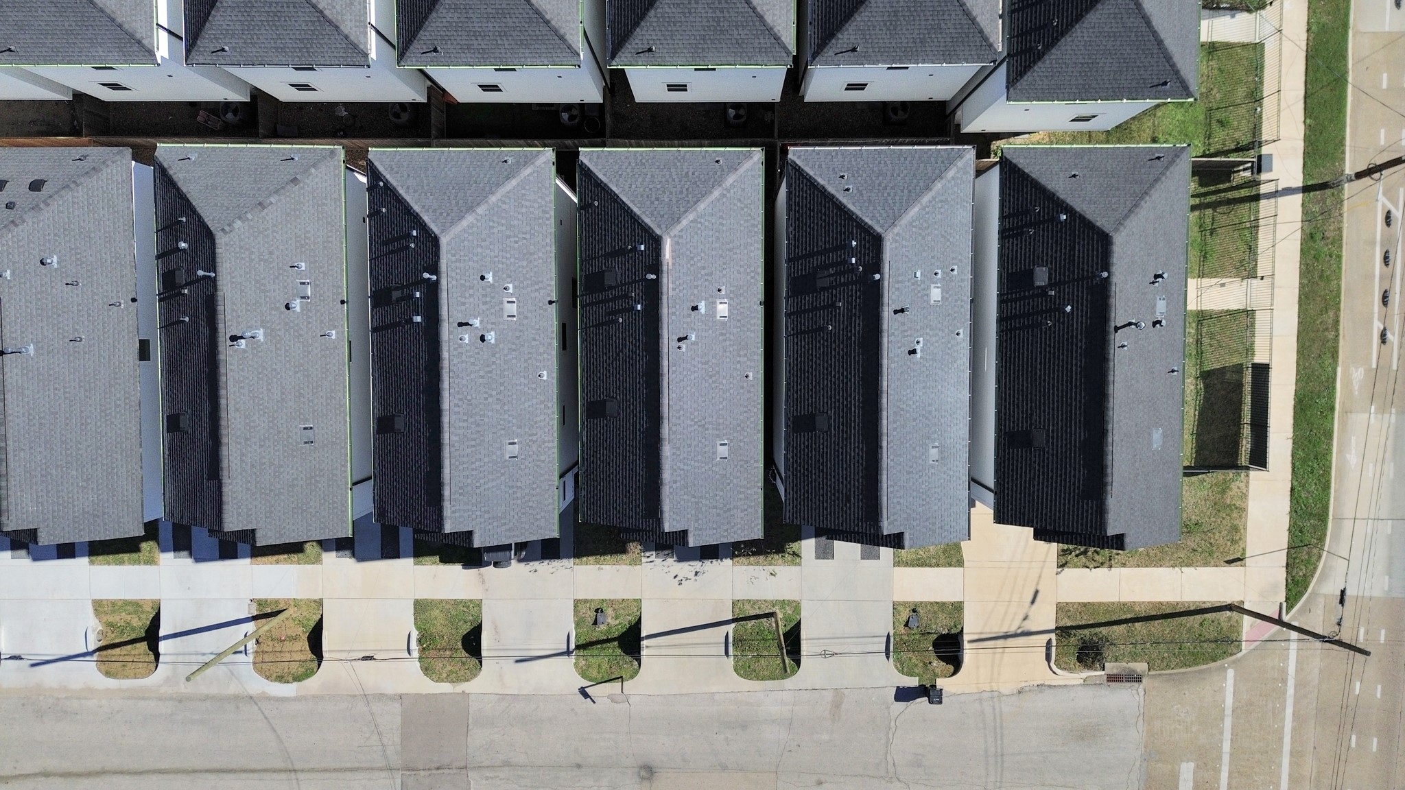 4806 Cochran Street Houston, TX 77009 - Photo 43 of 43 a view of the entryway of the house