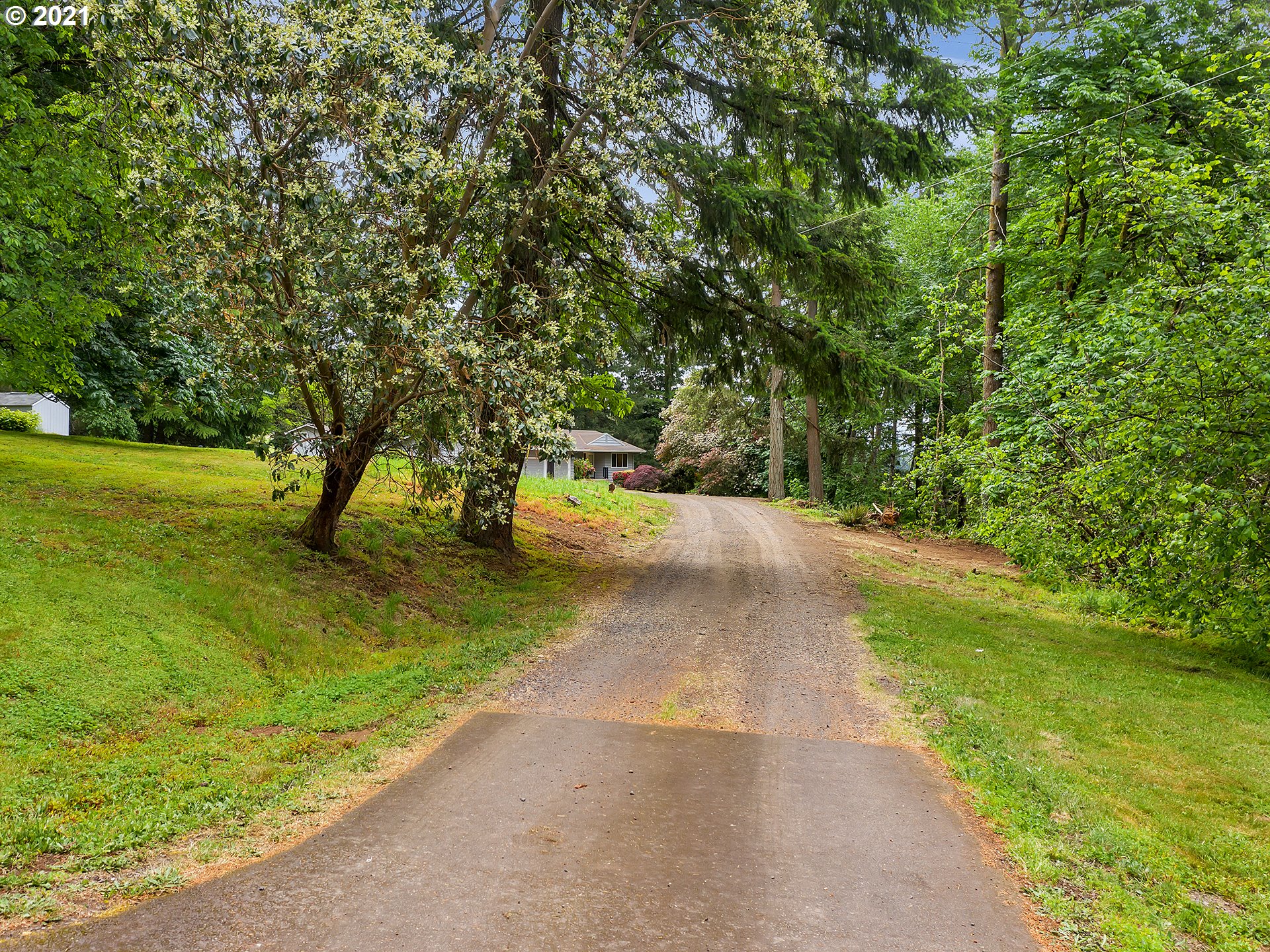23950 Southwest Newland Road Wilsonville, OR 97070 - Photo 14 of 32 Gallery Image 14