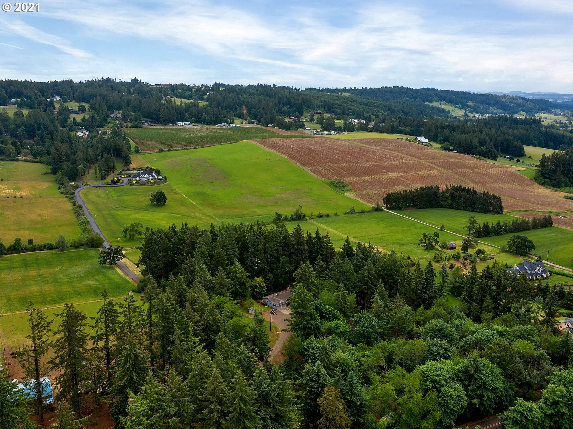 23950 Southwest Newland Road Wilsonville, OR 97070 - Photo 22 of 32 Gallery Image 22