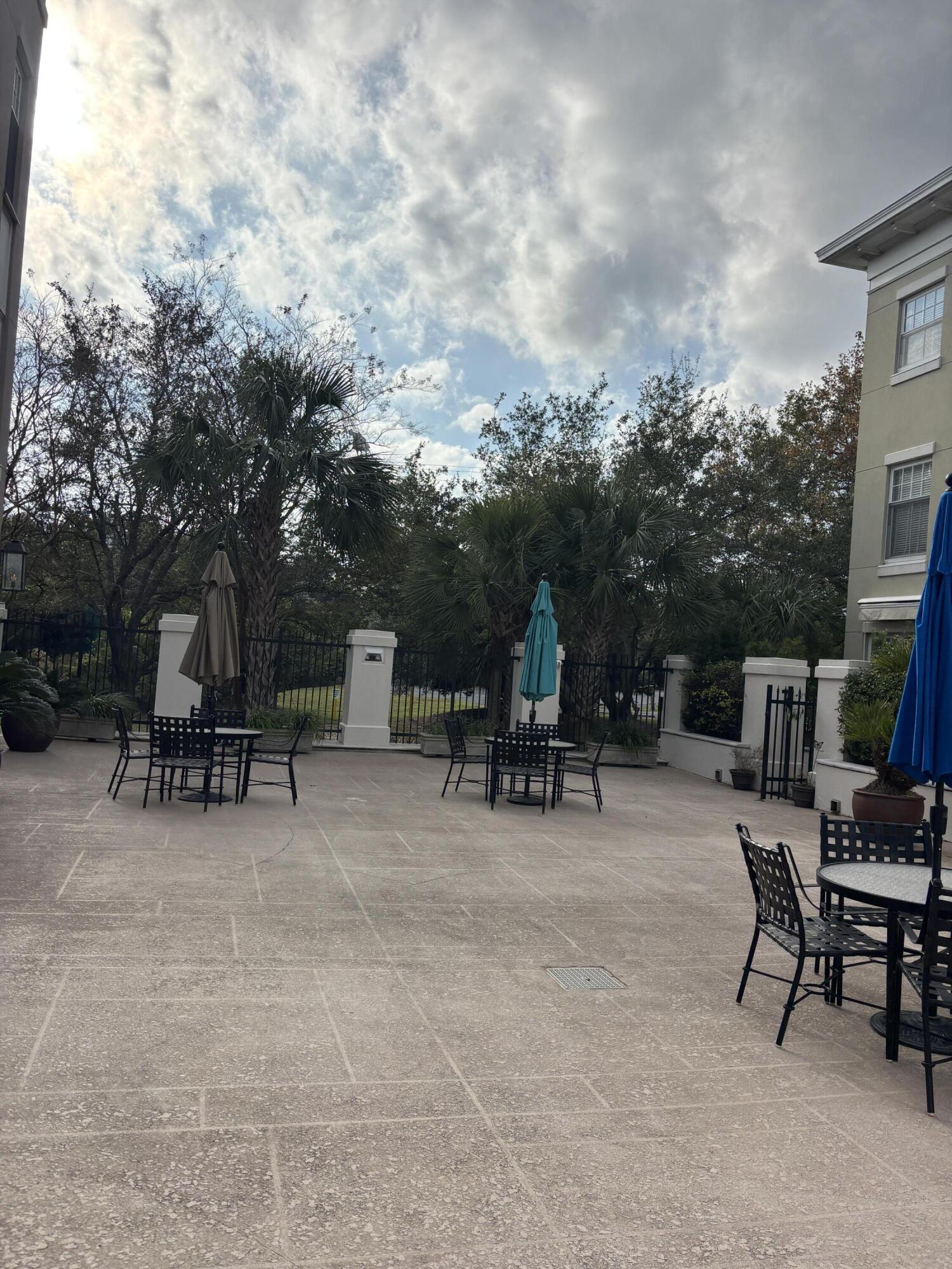 498 Albemarle Road, Unit 409 Charleston, SC 29407 - Photo 5 of 22 IMG_1835