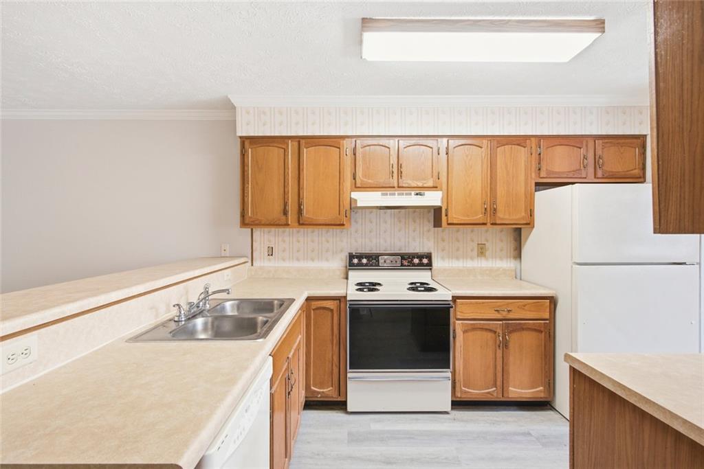 222 Forkner Drive, Unit 26 Decatur, GA 30030 - Photo 11 of 28 Gallery Image 11