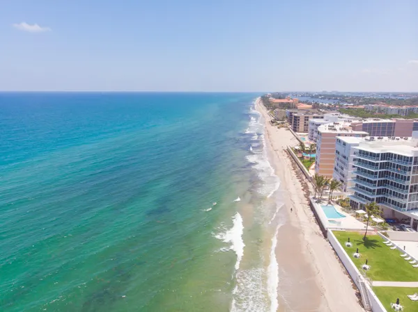 $13,500 | 3560 South Ocean Boulevard, Unit 301, South Palm Beach, FL 33480