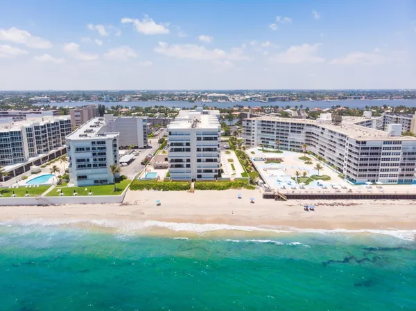 $13,500 | 3560 South Ocean Boulevard, Unit 301, South Palm Beach, FL 33480