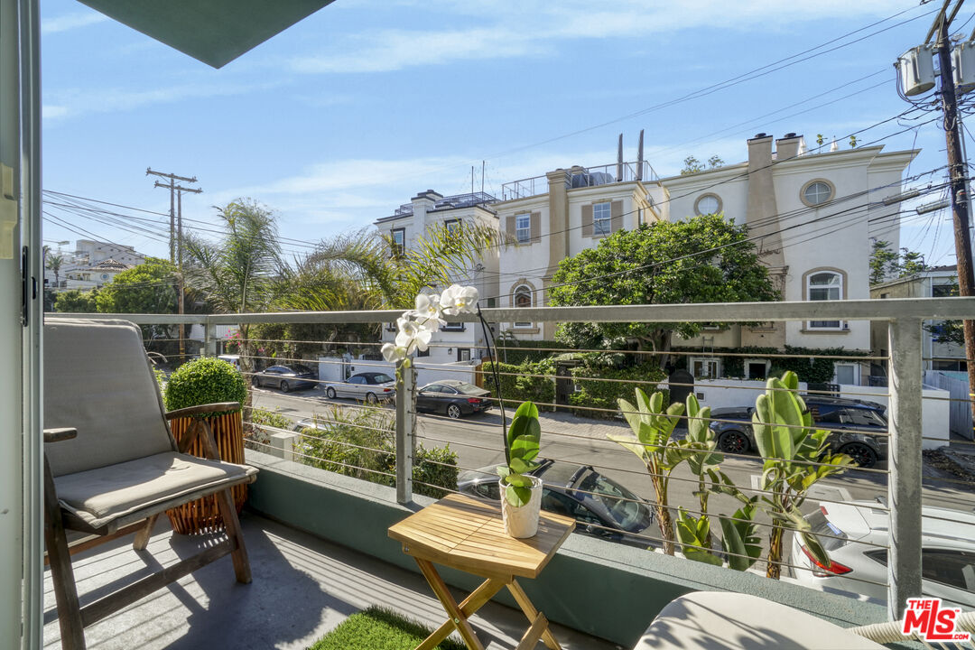 120 Fleet Street, Unit B Marina del Rey, CA 90292 - Photo 8 of 32 a view of balcony with outdoor seating and city view