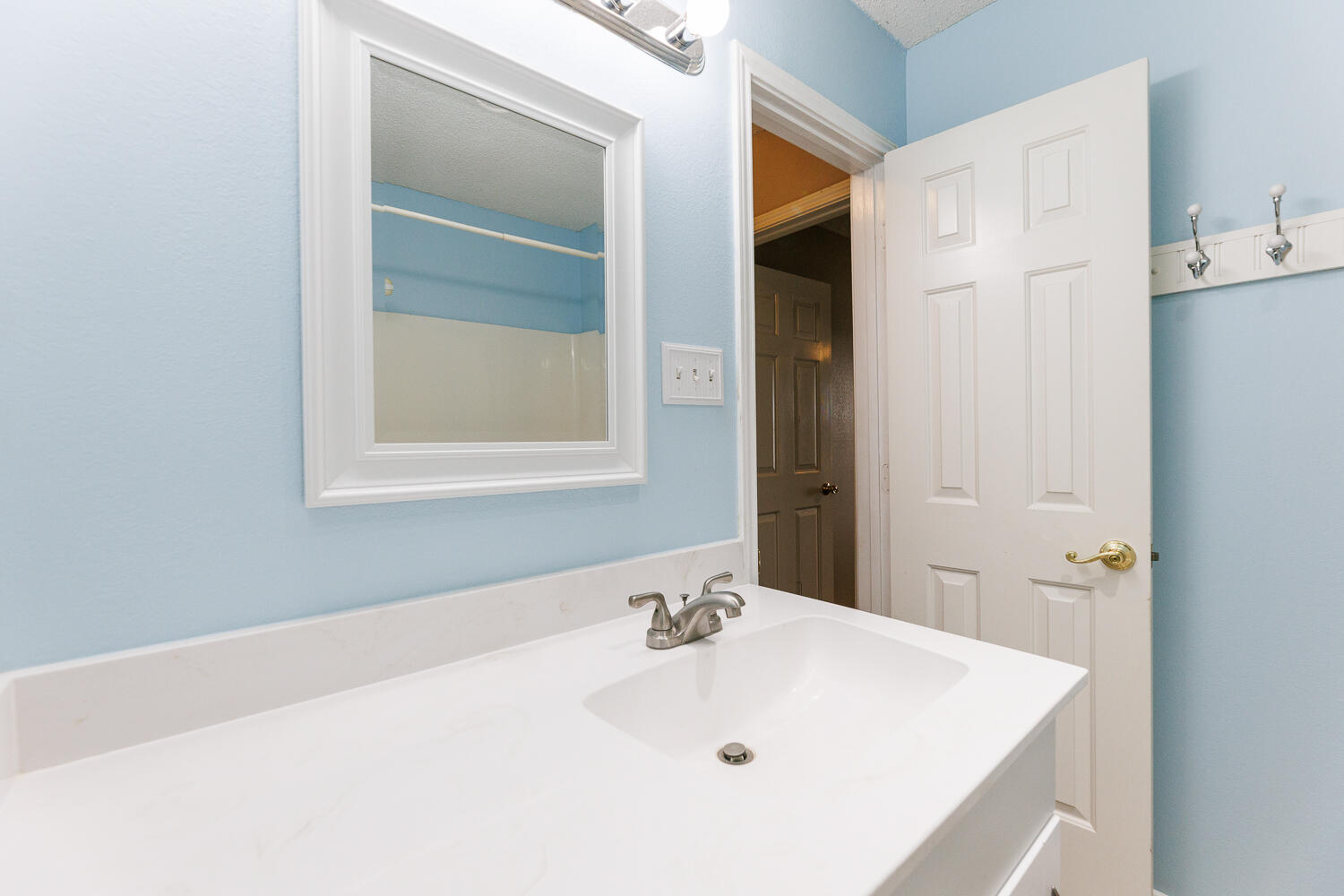 6301 33rd Street Lubbock, TX 79407 - Photo 28 of 41 Second Bathroom