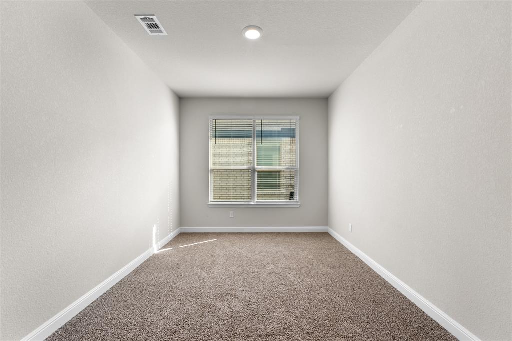1045 Kirkham Way Fort Worth, TX 76247 - Photo 4 of 36 bonus room