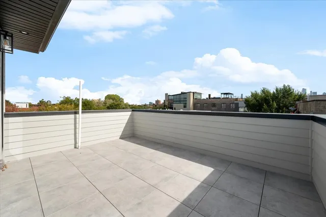 $1,599,900 | 529 North Hartland Court, Chicago, IL 60622