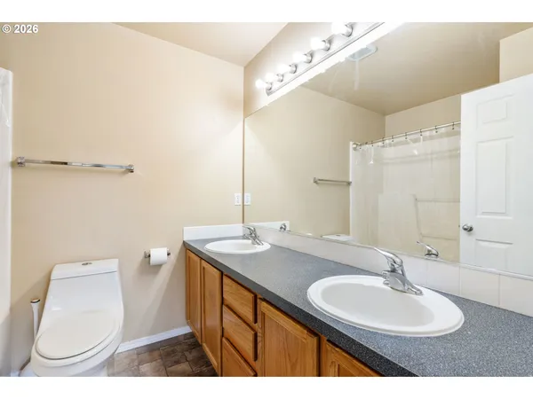 $335,000 | 6014 Northeast 33rd Circle, Vancouver, WA 98661