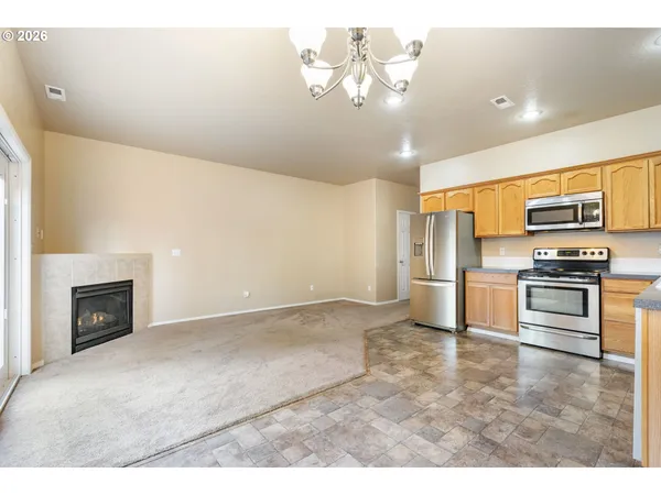 $335,000 | 6014 Northeast 33rd Circle, Vancouver, WA 98661