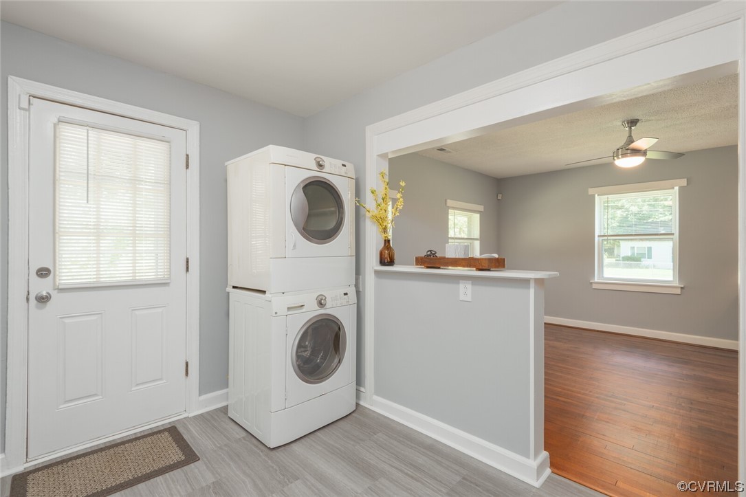 2441 Osborne Road Chester, VA 23831 - Photo 13 of 29 a view of kitchen and utility room