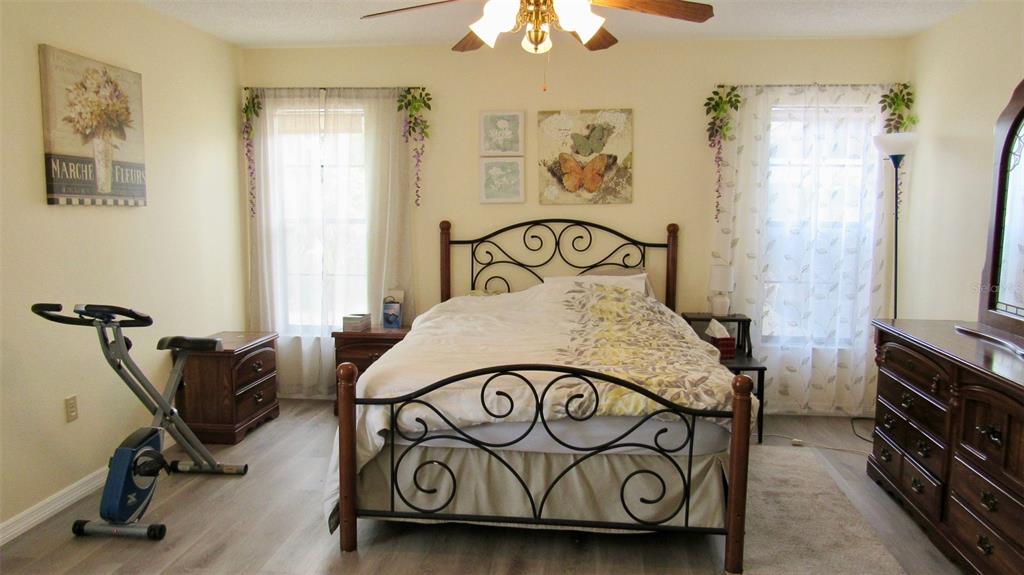 12328 Shafton Road Spring Hill, FL 34608 - Photo 17 of 29