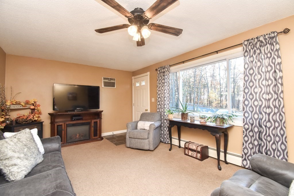 970 Petersham Road Hardwick, MA 01037 - Photo 8 of 40