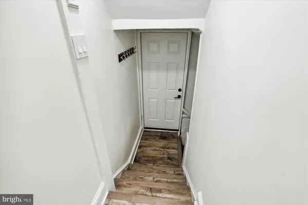 $4,495 | 3107 9th Street North, Arlington, VA 22201