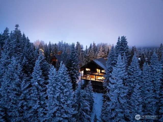 a picture of city view