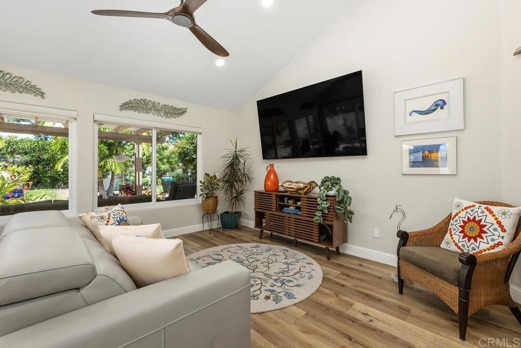 4722 Collinos Way Oceanside, CA 92056 - Photo 13 of 59