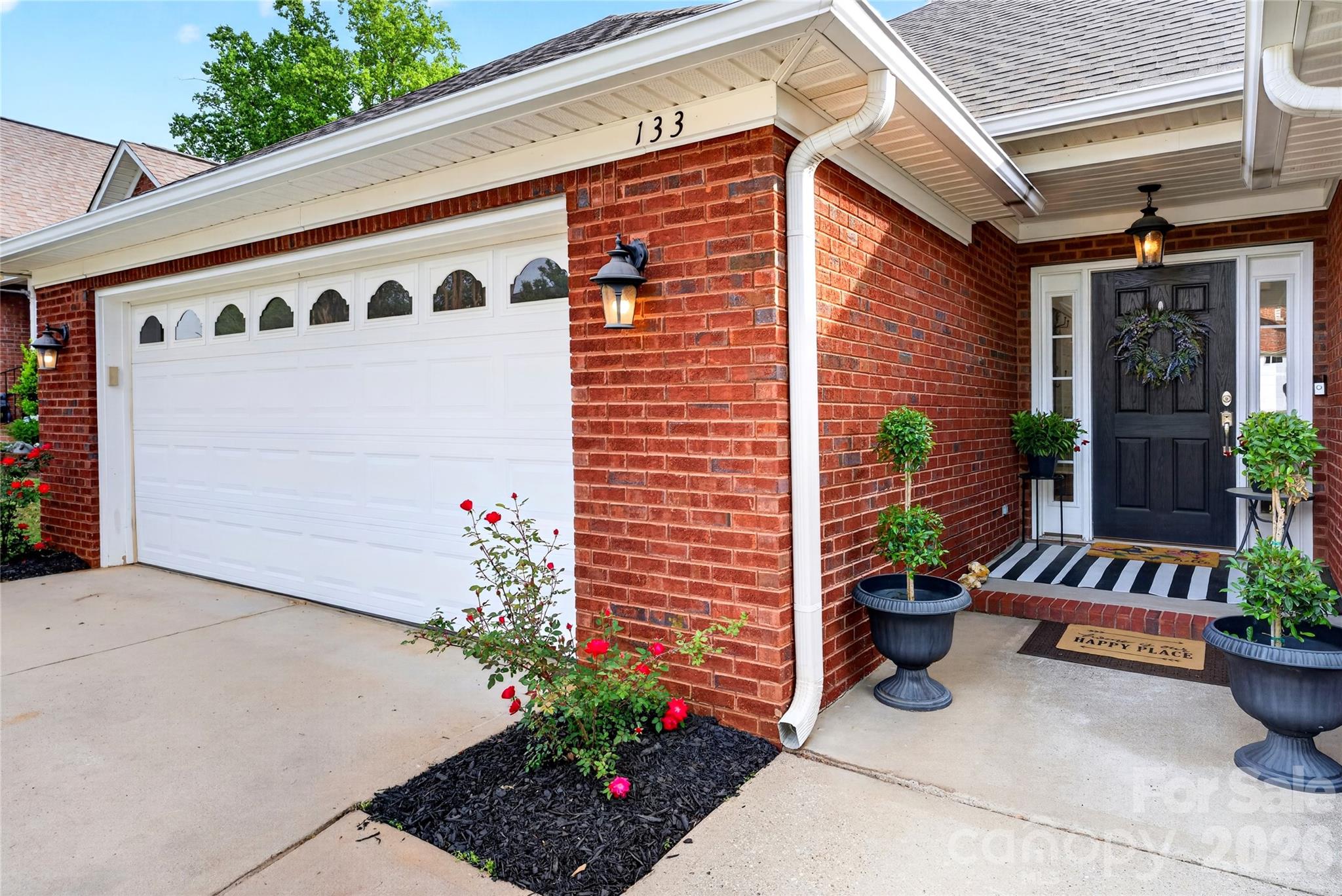 133 Hidden Ridge Drive Spartanburg, SC 29301 - Photo 3 of 37 Gallery Image 3