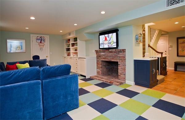 46 Yarmouth Road Wellesley, MA 02481 - Photo 11 of 11 a living room with furniture and a fireplace