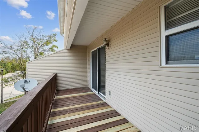 $235,000 | 46 Meadow Run Court, Unit 5, St. Charles, MO 63303