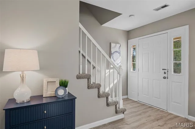 $235,000 | 46 Meadow Run Court, Unit 5, St. Charles, MO 63303