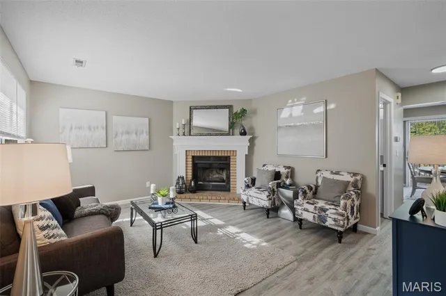 $235,000 | 46 Meadow Run Court, Unit 5, St. Charles, MO 63303