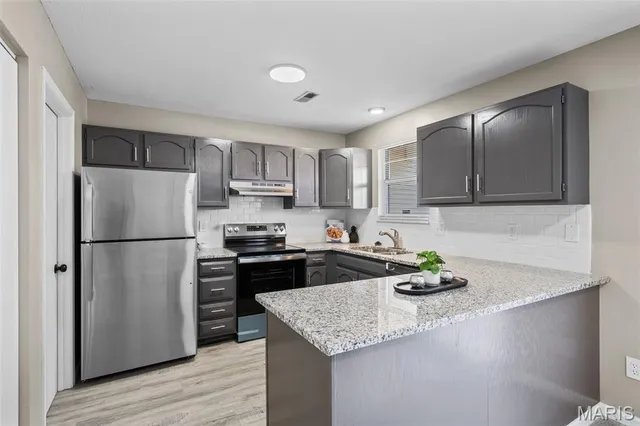 $235,000 | 46 Meadow Run Court, Unit 5, St. Charles, MO 63303