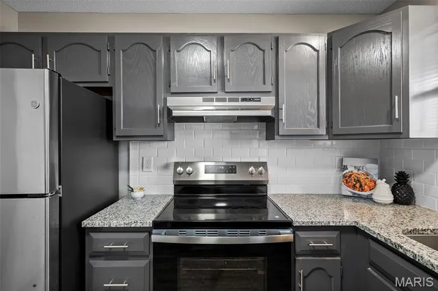 $235,000 | 46 Meadow Run Court, Unit 5, St. Charles, MO 63303