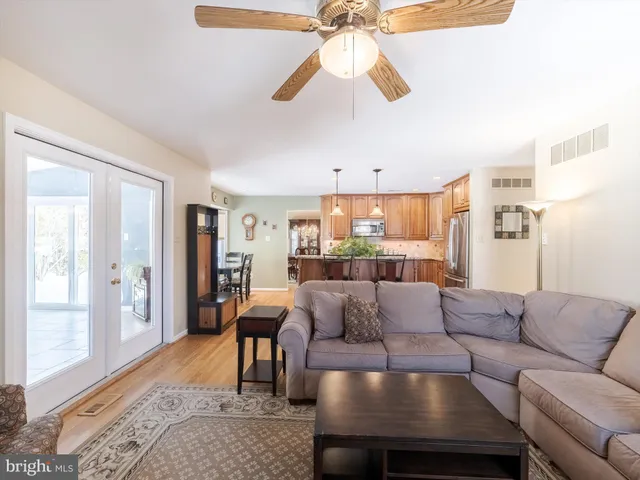 $850,000 | 1 Denton Circle, Newtown, PA 18940