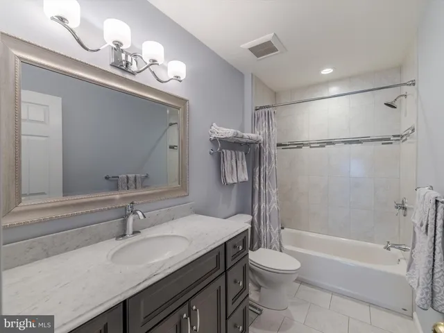 $850,000 | 1 Denton Circle, Newtown, PA 18940