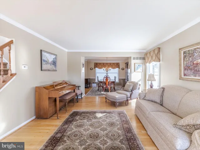 $850,000 | 1 Denton Circle, Newtown, PA 18940