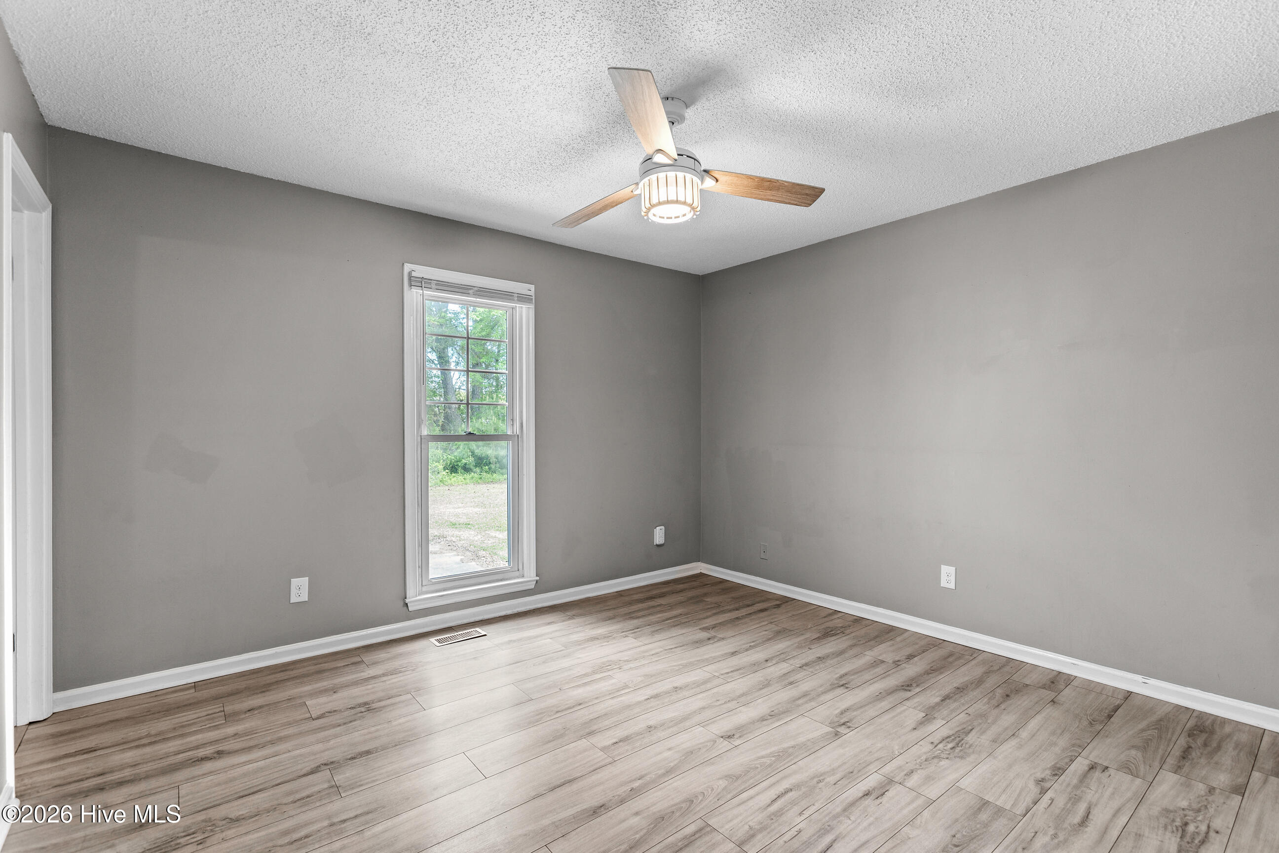 103 Balsam Road Jacksonville, NC 28546 - Photo 15 of 26