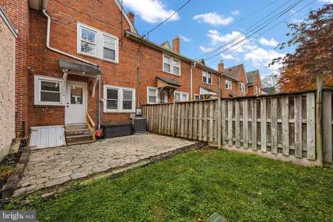 $2,350 | 2117 Gilles Street, Wilmington, DE 19805