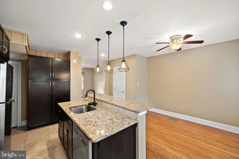 $2,350 | 2117 Gilles Street, Wilmington, DE 19805