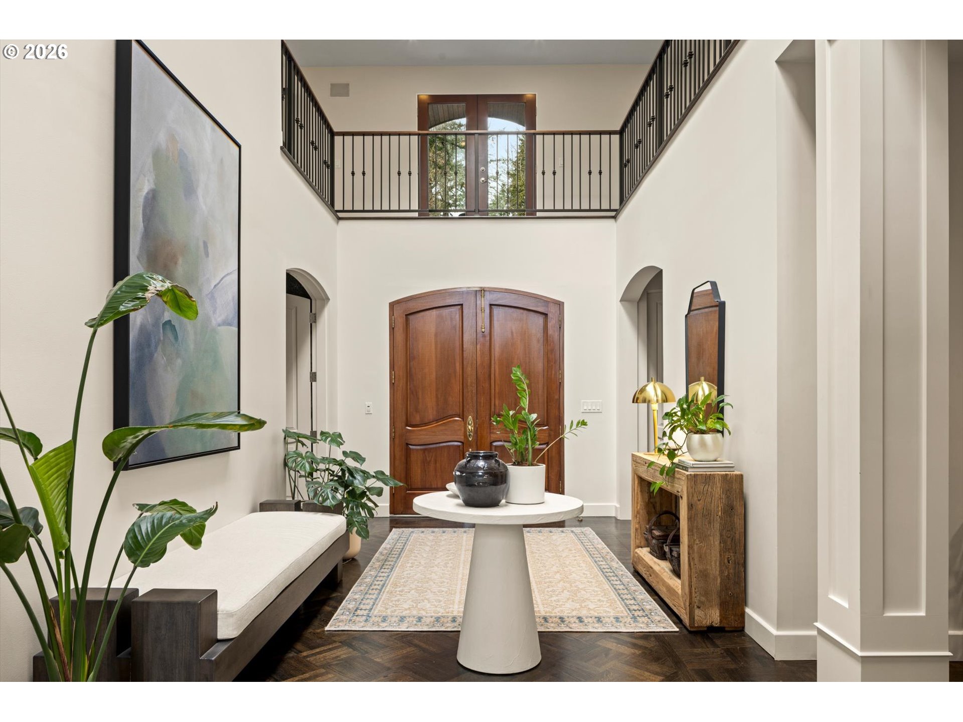 1616 South Greenwood Road Portland, OR 97219 - Photo 6 of 48 a view of living room with furniture