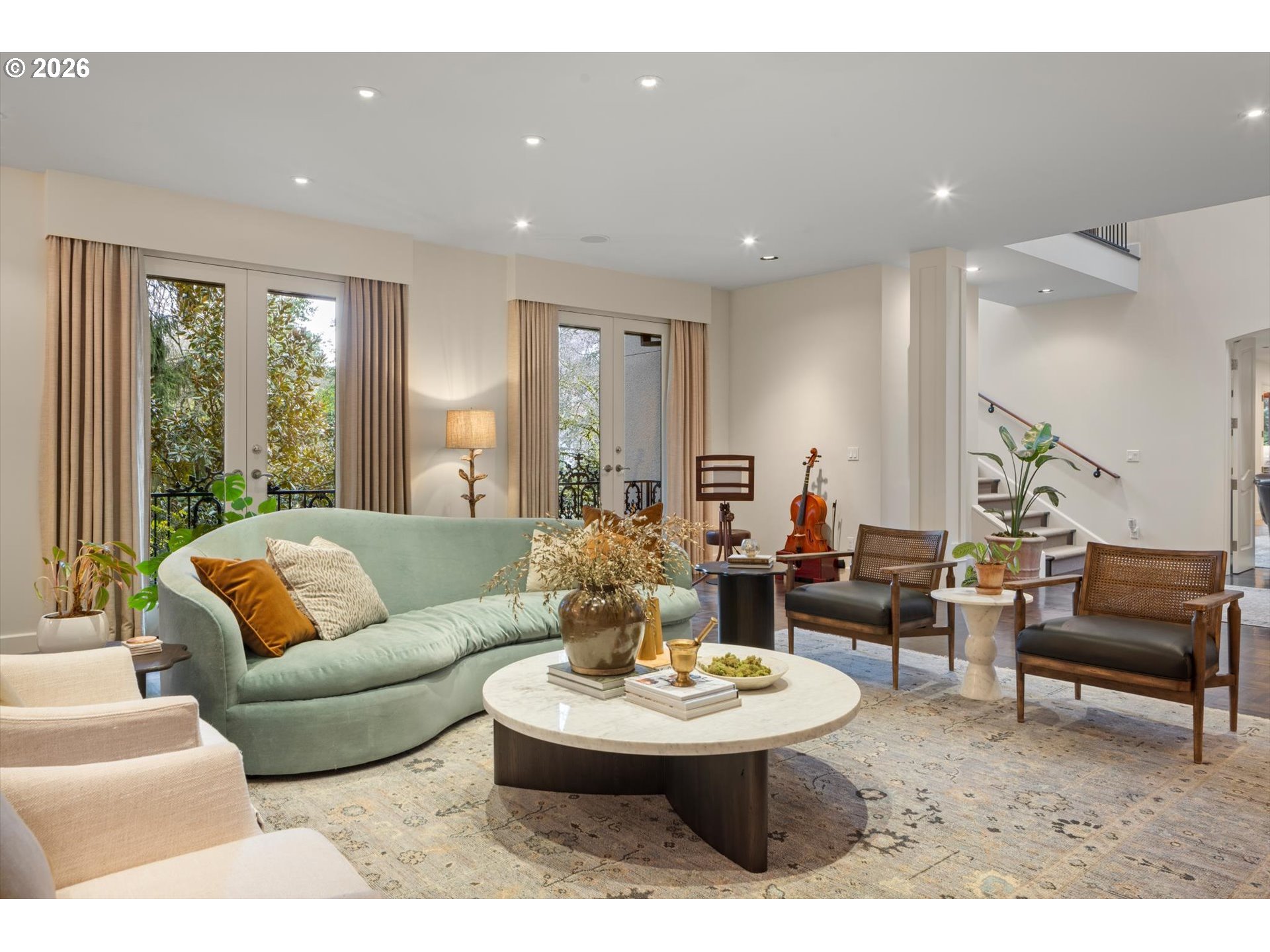 1616 South Greenwood Road Portland, OR 97219 - Photo 7 of 48 a living room with furniture and a table