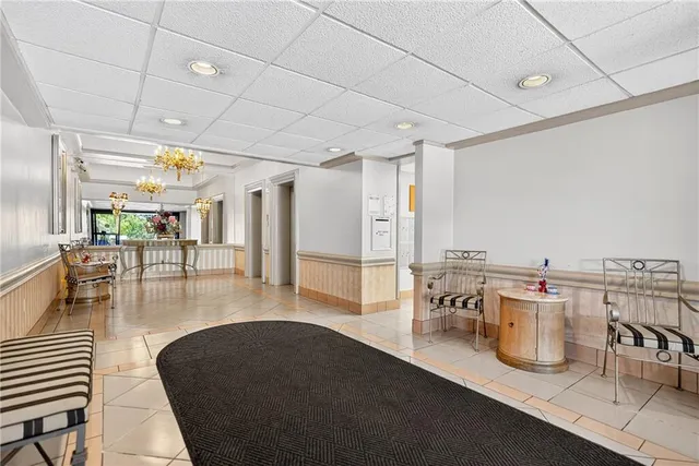 $235,000 | 2120 Greentree Road, Unit 610E, Pittsburgh, PA 15220