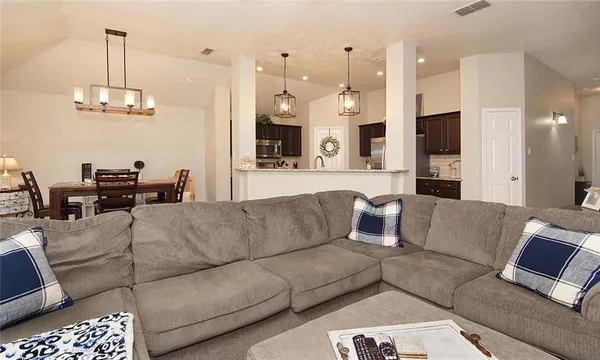 $2,400 | 4812 Stetson Drive South, Fort Worth, TX 76244