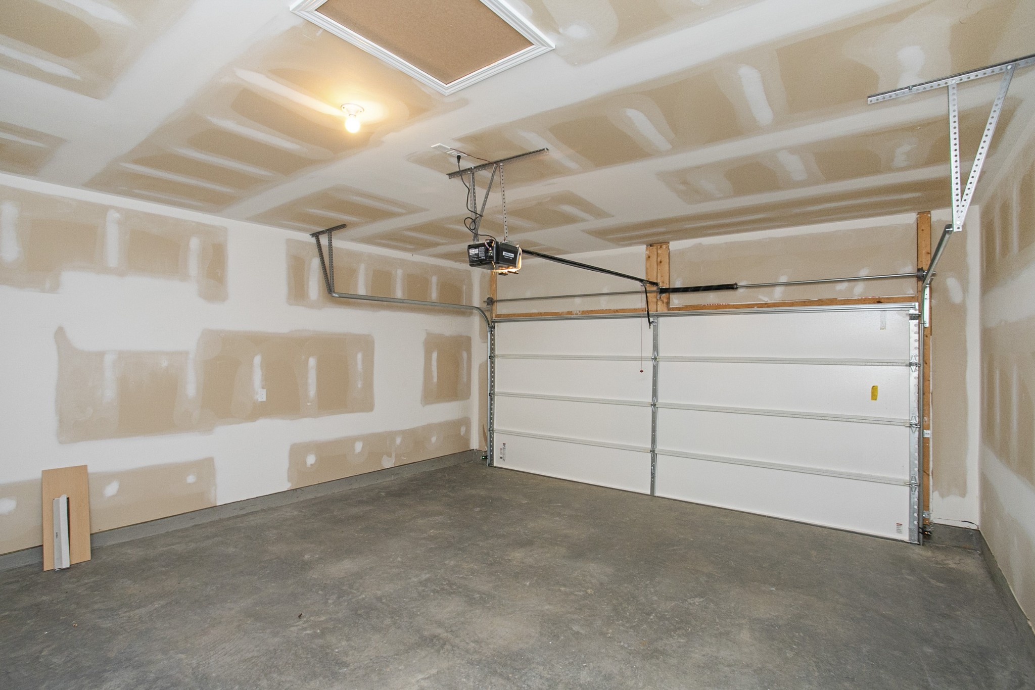 604 Maple Bend Dickson, TN 37055 - Photo 31 of 39 a view of an empty room